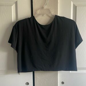 Buffbunny Rain Forest Crop. Black. NWoT